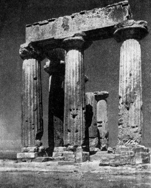 Архитектура Древней Греции. Коринф. Храм Аполлона, около 540 г. до н.э. Колонны