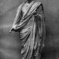 Статуя Августа в тоге. Мрамор
