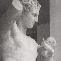 Олимпия. Голова и торс Гермеса, держащего Диониса. Фото: Анджей Дзевановский