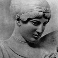 Дейдамия с западного фронтона храма Зевса в Олимпии. Голова. Мрамор. 460—450 гг. до н. э. Олимпия. Музей