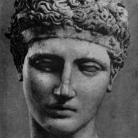 Кресилай. Голова эфеба. Вторая половина 5 в. до н. э. Мраморная римская копия с утраченного оригинала. Нью-Йорк. Метрополитен-музей