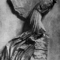 Скопас. Возничий. Фрагмент фриза Галикарнасского Мавзолея. Мрамор. Около 350 г. до н. э. Лондон. Британский музей