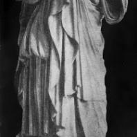 Пракситель. Артемида из Габий. Около 340—330 гг. до н. э. Мраморная римская копия с утраченного оригинала. Париж. Лувр