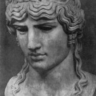 Голова колоссальной статуи Антиноя в виде Диониса. Мрамор. Первая половина 2 в. Рим. Ватикан