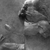 Алтарь Зевса в Пергаме. Южная сторона большого фриза. Эос, богиня утренней Зари, на коне
